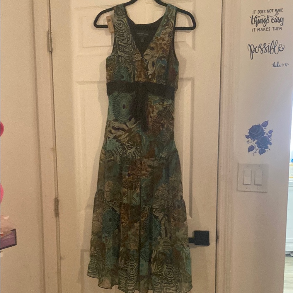 Connected Apparel Sleeveless Patterned Dress - Green and Brown